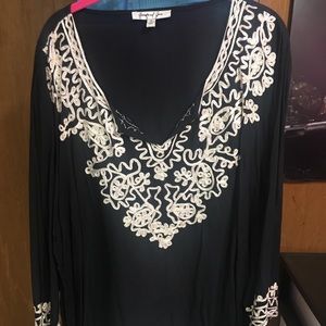 jennifer & grace Tops - Jennifer & Grace blouse jennifer & grace Tops - Jennifer & Grace blouse